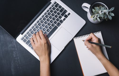 notepad-laptop-concept